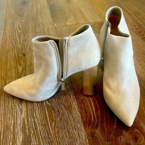MK BOOTIES, size 6 with silver heels suede in gray